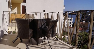 ROMANTIC ZONE V177 STUDIO