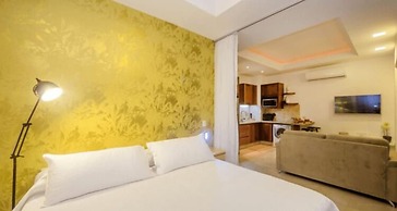 ROMANTIC ZONE V177 STUDIO