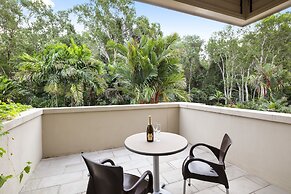 Temple 220 Newly Refurbished Studio