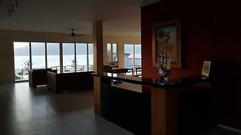 Paradiso Rito Waterfront Oasis