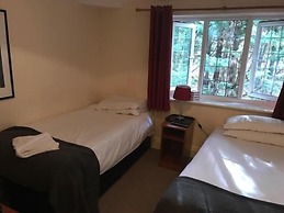 The Admirals Inn Guest House