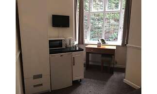 The Admirals Inn Guest House