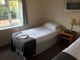 The Admirals Inn Guest House