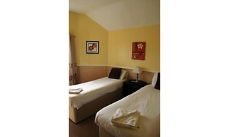 The Admiral Cunningham Hotel