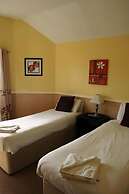 The Admiral Cunningham Hotel