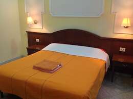 Vittoria & Botel Inn