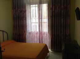 Vittoria & Botel Inn