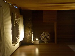 Golden Dormitory - Hostel