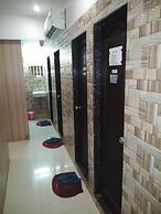 Golden Dormitory - Hostel