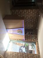 Golden Dormitory - Hostel