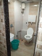 Golden Dormitory - Hostel