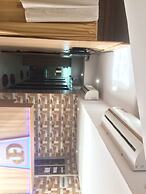 Golden Dormitory - Hostel