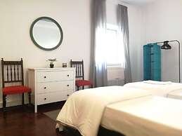 Castilho 63 - Hostel & Suites