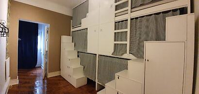 Castilho 63 - Hostel & Suites