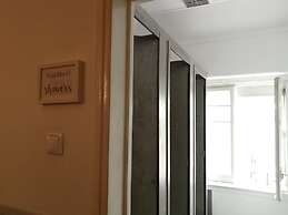 Castilho 63 - Hostel & Suites