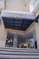 ROMANTIC ZONE ZENITH STUDIO