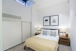 Urban Chic - Chiltern and Baker