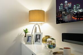 Urban Chic - Chiltern and Baker