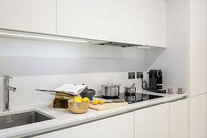 Urban Chic - Chiltern and Baker