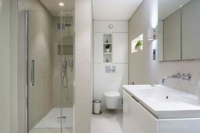 Urban Chic - Chiltern and Baker