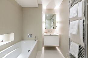 Urban Chic - Chiltern and Baker