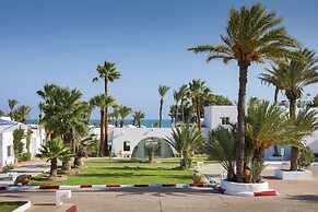 Hari Club Beach Resort