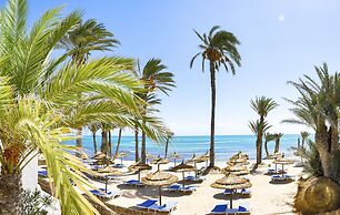 Hari Club Beach Resort