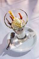 Hari Club Beach Resort