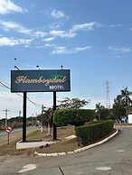 Flamboyant Motel - Adults Only
