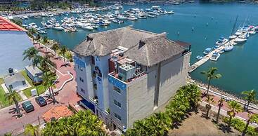 Marina Banderas Suites