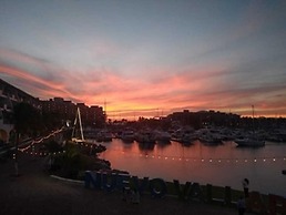 Marina Banderas Suites