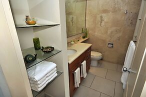 Marina Banderas Suites