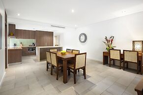 Temple 221 2BR Resort Spa Apartment