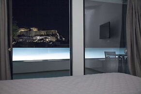 Luxury Penthouse touching the Acropolis by GHH