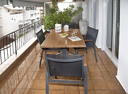 Exceptional Penthouse near Acropolis Museum by GHH