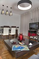 Exceptional Penthouse near Acropolis Museum by GHH