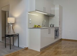 Exceptional Penthouse near Acropolis Museum by GHH