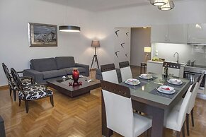 Exceptional Penthouse near Acropolis Museum by GHH