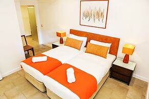 Temple 313 Recently Refurbished 3BR Apt