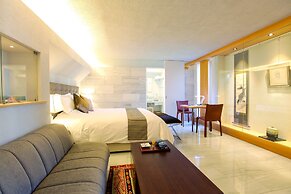 Shikinean Gion Shirakawa