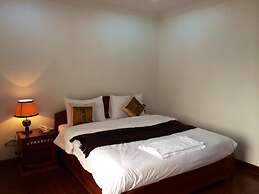 Emerald BB Battambang Hotel