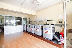 OYO 349 Aroonrung House