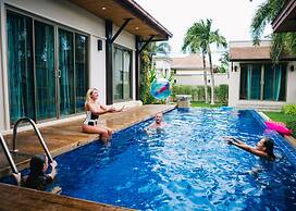 Niche Villas by TropicLook