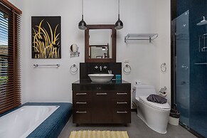 Niche Villas by TropicLook