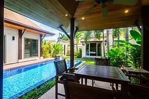 Niche Villas by TropicLook