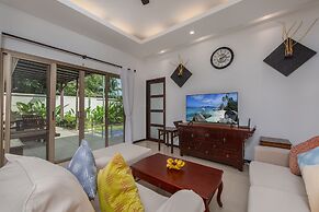 Niche Villas by TropicLook