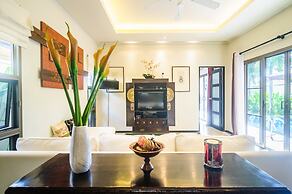 Niche Villas by TropicLook