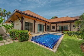 Niche Villas by TropicLook