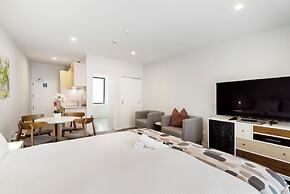 Fernz Motel & Apartments Birkenhead