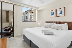 Temple 304 Modern Spacious